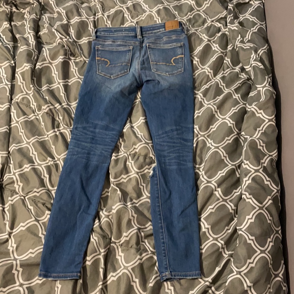 American Eagle Ripped Jeans - Picture 2 of 4